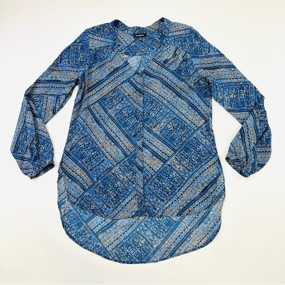 Le Chateau blue print vneck long sleeve button down tunic Medium Made in Canada